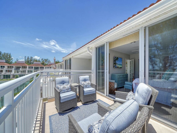 Longboat Key Gulf View Two Bedroom Vacation Rental PLUS DEN (3 bedrms)